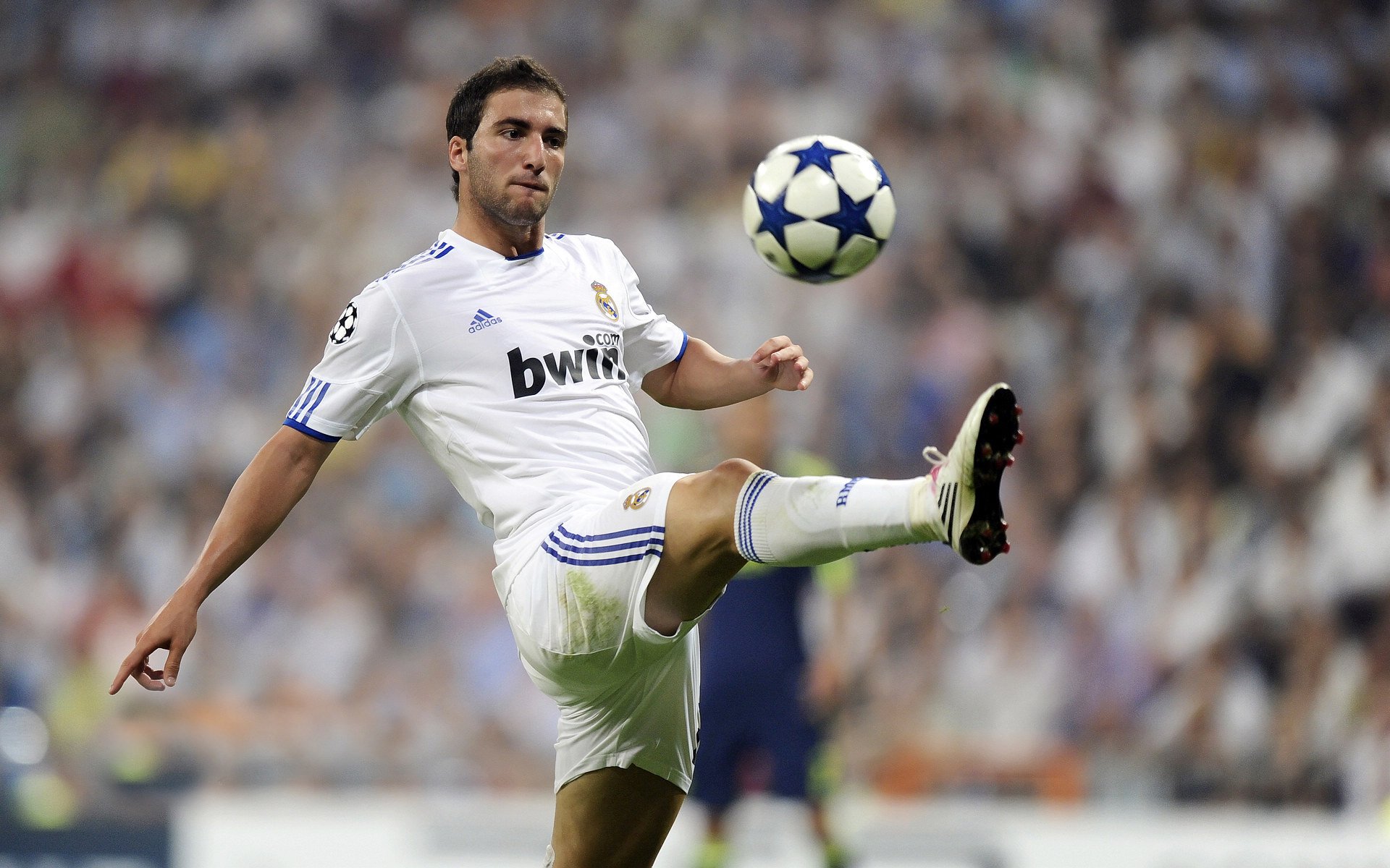 九游下载官网-中国足球技术流打法能否破局，中国足球战术